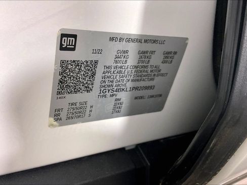 Certified 2023 Cadillac Escalade Premium Luxury AWD/4WD image 17