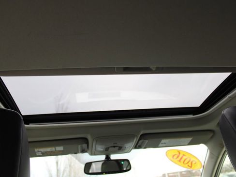 Used 2016 Toyota RAV4 XLE image 29