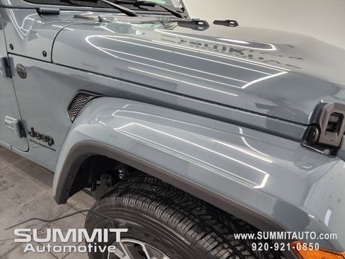 New 2026 Jeep Gladiator Sport image 23