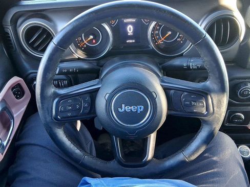 Used 2018 Jeep Wrangler Unlimited Sport S image 10