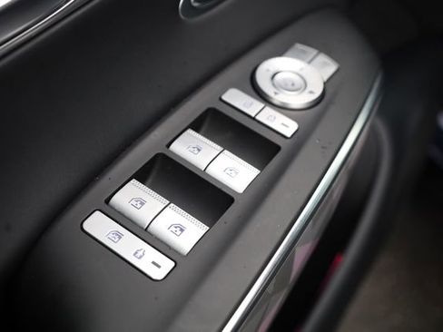 Used 2024 Genesis GV70 3.5T Sport w/ Sport Advanced Package image 14