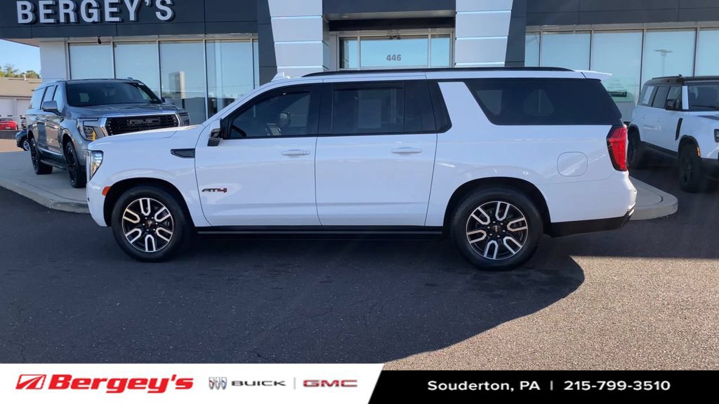 Used 2021 GMC Yukon XL AT4 w/ AT4 Premium Plus Package AWD/4WD image 8