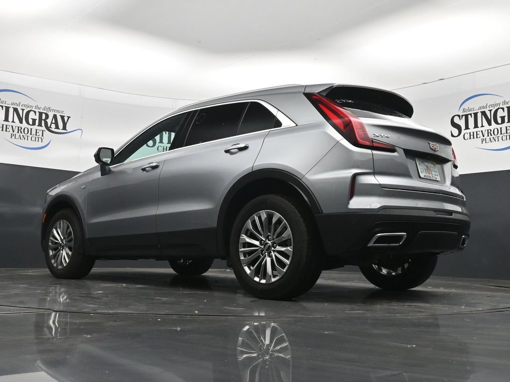 Used 2025 Cadillac XT4 Premium Luxury FWD image 33