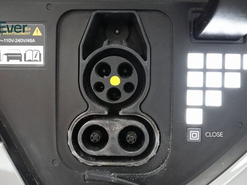 Used 2022 Hyundai Ioniq 5 SEL image 23