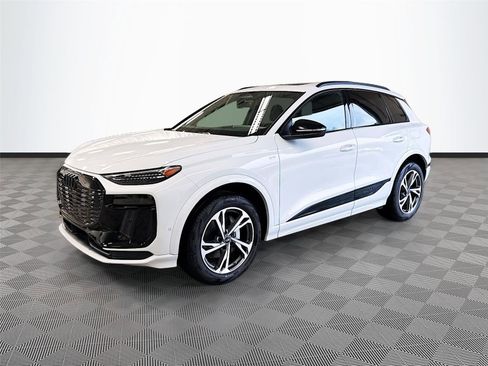 New 2027 Audi Q6 e-tron Premium Plus AWD/4WD image 3