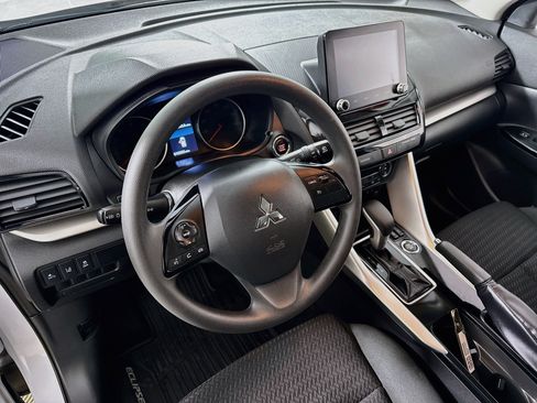 Used 2025 Mitsubishi Eclipse Cross LE AWD/4WD image 12
