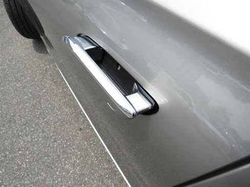 Used 2024 Mercedes-Benz S 580 4MATIC Sedan image 33
