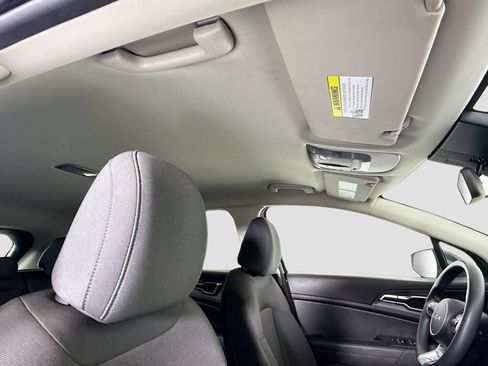 Used 2023 Kia Sportage LX FWD image 18