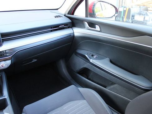 Used 2025 Kia K5 LXS FWD image 38