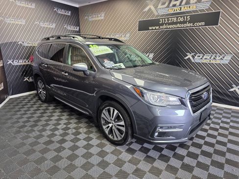 Used 2019 Subaru Ascent Touring w/ Popular Package #3 AWD/4WD image 9