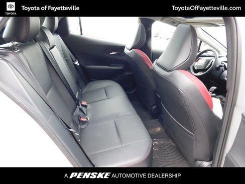 Used 2024 Toyota Prius Prime image 5