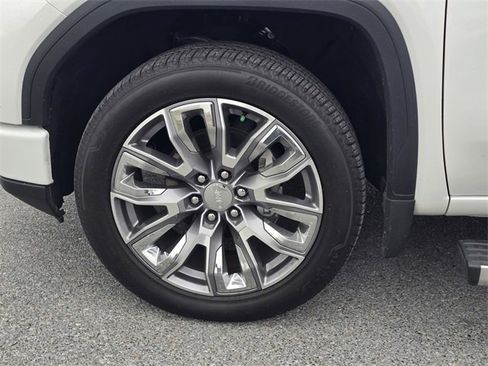 Used 2025 GMC Sierra 1500 Denali w/ Denali Reserve Package image 9