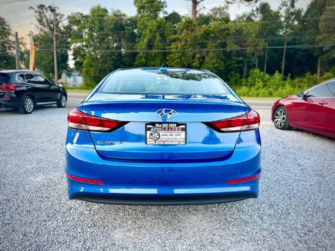 Used 2017 Hyundai Elantra Value Edition FWD image 3
