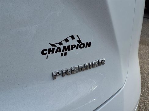 Used 2020 Chevrolet Blazer Premier w/ Driver Confidence II Package image 8