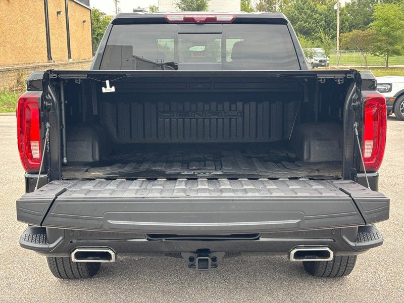 Used 2024 GMC Sierra 1500 Denali w/ Denali Reserve Package AWD/4WD image 9