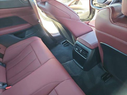 Used 2025 BMW 430i Coupe w/ Convenience Package RWD image 11