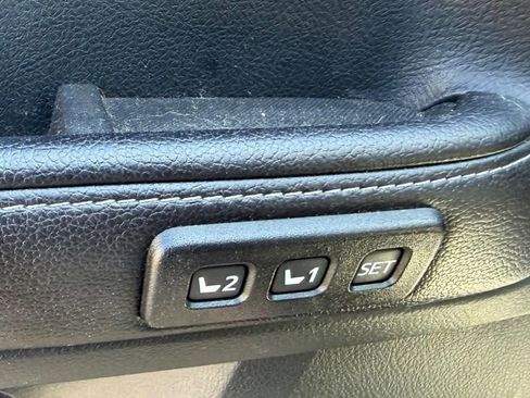 Used 2017 Toyota 4Runner Limited AWD/4WD image 20