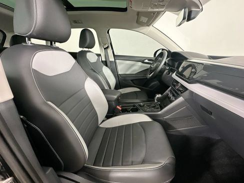 Used 2022 Volkswagen Taos SEL AWD/4WD image 43