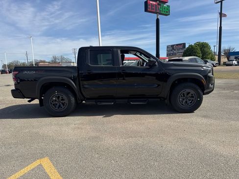 New 2026 Nissan Frontier PRO-4X w/ Pro-4x Convenience Package image 7
