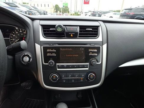 Used 2018 Nissan Altima 2.5 S w/ S Convenience Package FWD image 17