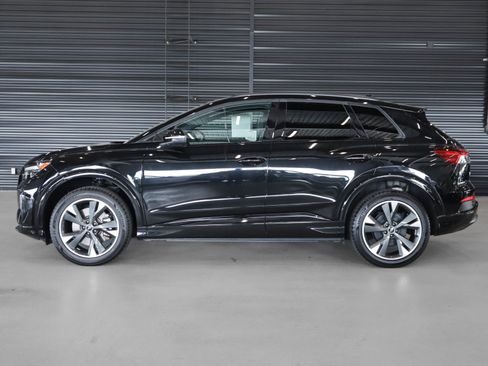 Used 2024 Audi Q4 e-tron Premium AWD/4WD image 15