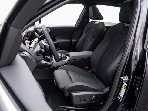 New 2026 BMW X3 xDrive30 w/ Premium Package image 17