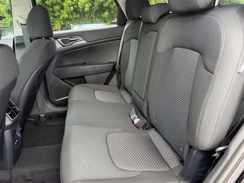New 2026 Kia Sportage S image 18