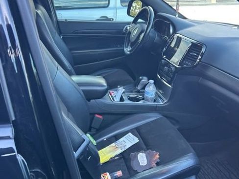 Used 2020 Jeep Grand Cherokee Altitude image 16