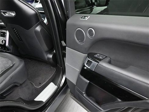 Used 2021 Land Rover Range Rover Sport SVR image 20