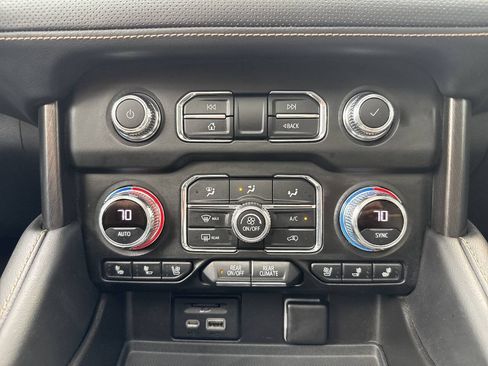 Used 2021 GMC Yukon AT4 w/ AT4 Premium Package AWD/4WD image 48