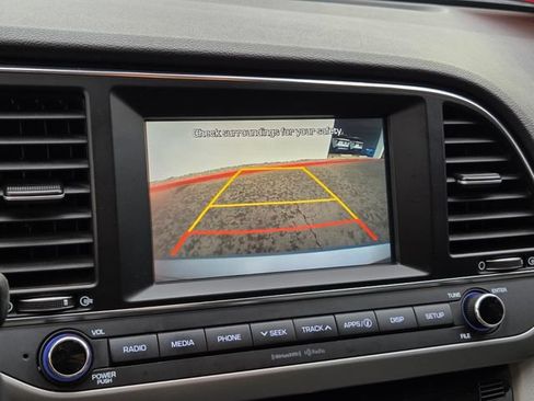 Used 2017 Hyundai Elantra SE w/ SE A/T Tech Package 03 FWD image 21