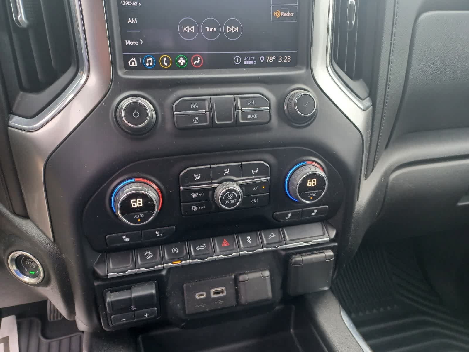 Used 2020 Chevrolet Silverado 1500 RST w/ All-Star Edition AWD/4WD image 14