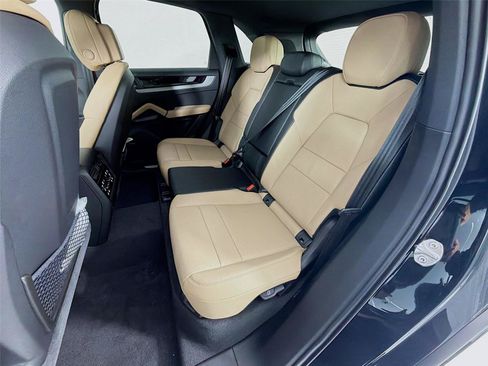 New 2026 Porsche Cayenne AWD/4WD image 21