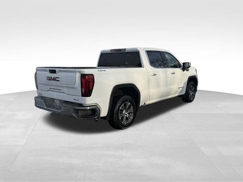 Used 2024 GMC Sierra 1500 SLT image 9