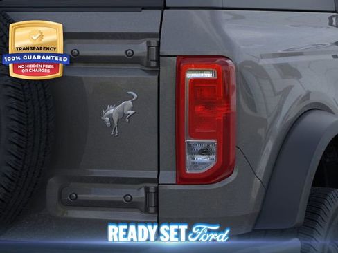 New 2025 Ford Bronco Base image 23