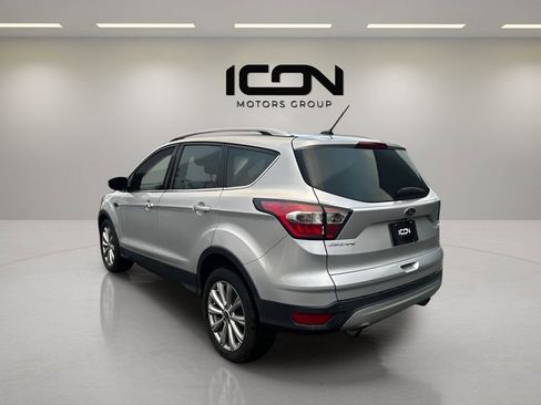 Used 2017 Ford Escape Titanium image 5