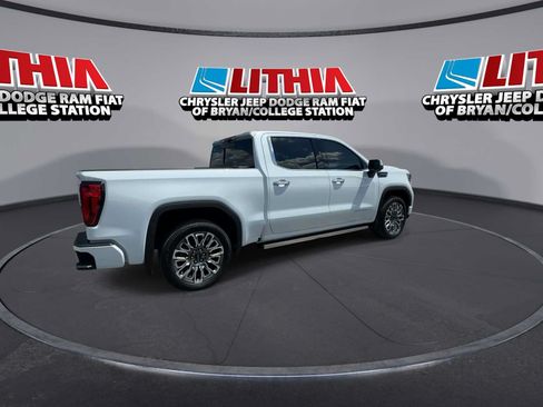 Used 2026 GMC Sierra 1500 Denali Ultimate AWD/4WD image 8
