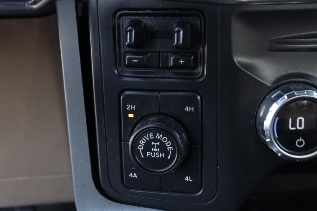 Used 2021 Ford F150 Lariat w/ Equipment Group 502A High AWD/4WD image 31