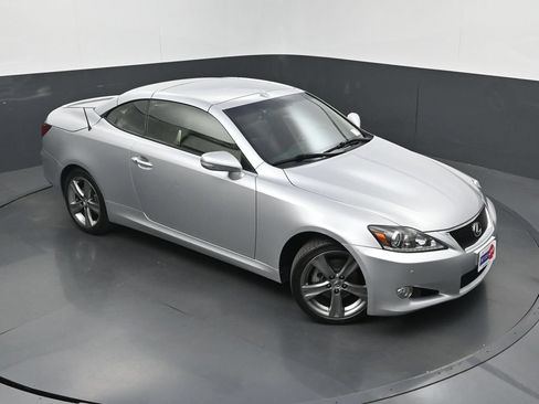 Used 2015 Lexus IS 250C w/ Navigation System Package RWD image 26