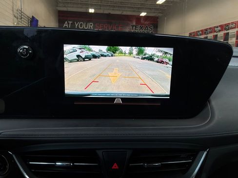 Used 2025 Buick Encore GX Preferred FWD image 29