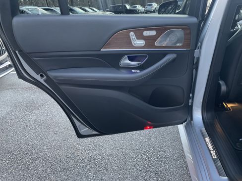 Certified 2024 Mercedes-Benz GLS 450 4MATIC image 40