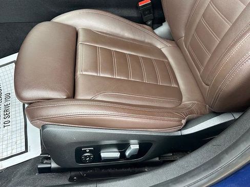 Used 2020 BMW 330i xDrive Sedan w/ Premium Package image 15