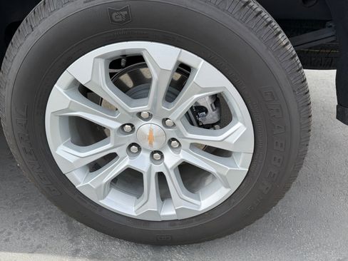 Used 2025 Chevrolet Silverado 1500 LTZ image 31