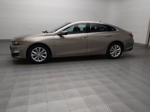 Used 2022 Chevrolet Malibu LT FWD image 2