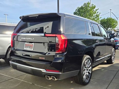 New 2026 GMC Yukon XL Denali w/ Denali Reserve Package AWD/4WD image 3