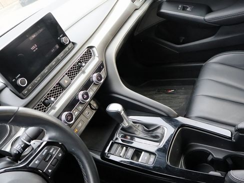 Used 2023 Acura Integra A-Spec image 18