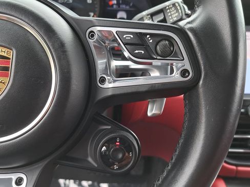 Used 2021 Porsche Macan GTS AWD/4WD image 19