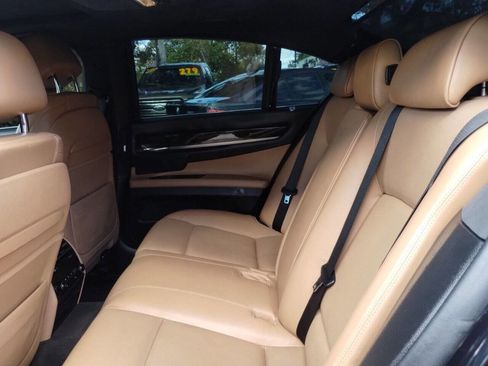 Used 2014 BMW 750i xDrive AWD/4WD image 21