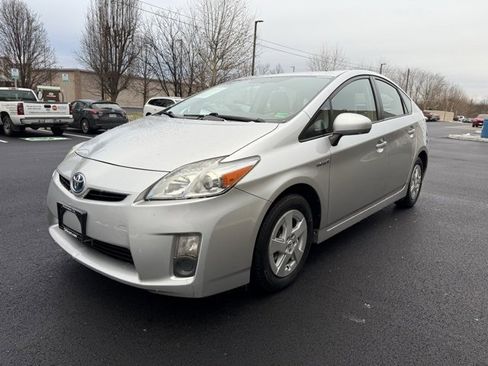 Used 2010 Toyota Prius Five image 7