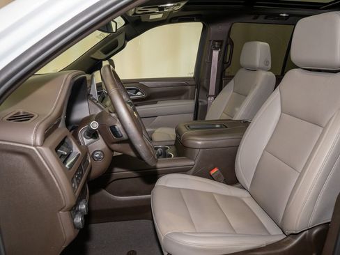 Used 2023 Chevrolet Tahoe LT w/ LT Signature Plus Package image 13